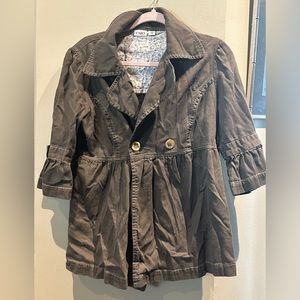 Brown light coat or blazer